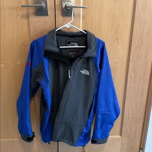The North Face Summit Series Gore Windstopper Men’s size Small in EUC